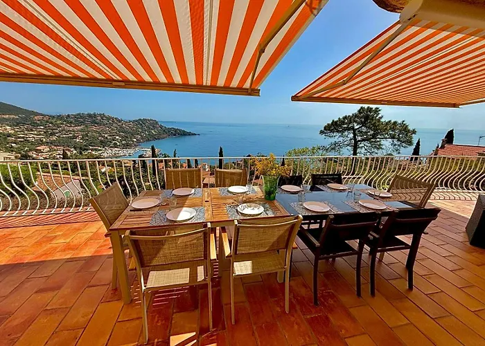 Provencale Vue & Piscine Privee Βίλα Saint-Raphaël