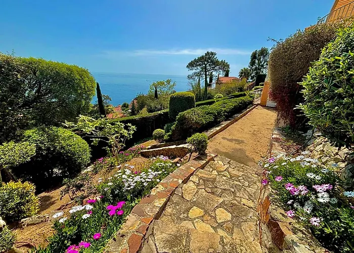 Villa Provençale Vue Mer&piscine Privée *