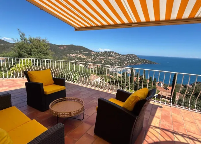 Villa Provençale Vue Mer&piscine Privée Saint-Raphaël